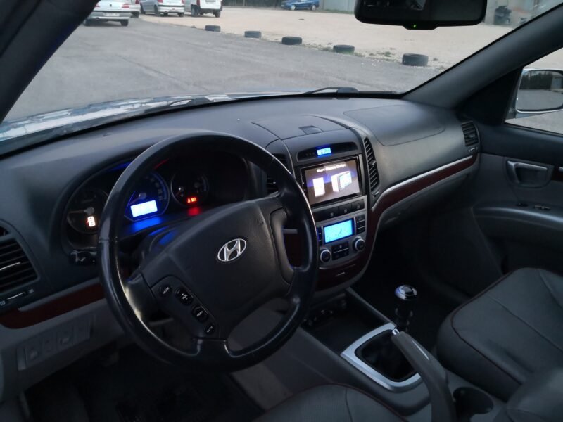 HYUNDAI Santa Fe 2.2Crdi 4×4 7 plazas
