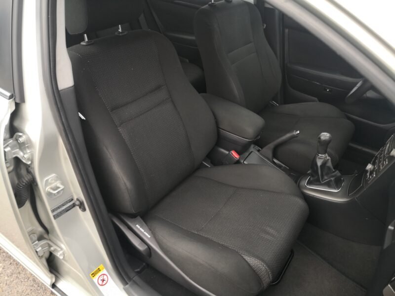 TOYOTA Avensis 1.8 VVTi 16v