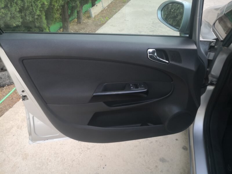 OPEL Corsa 1.3 Cdti