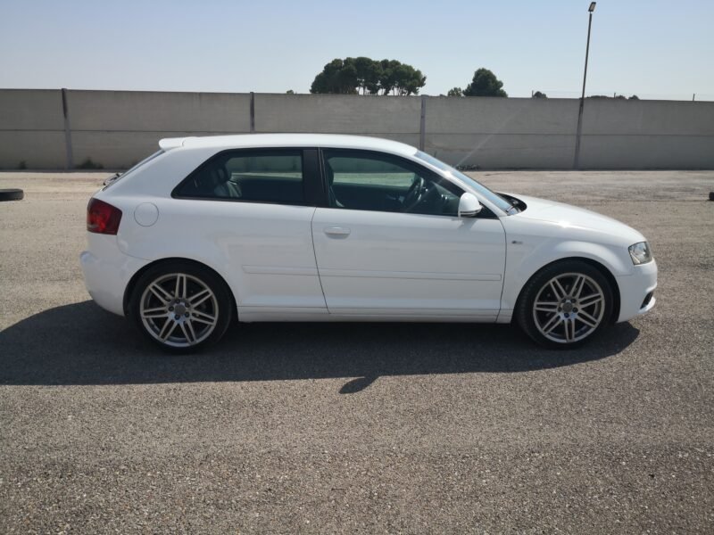 AUDI A3 1.9tdi S-line