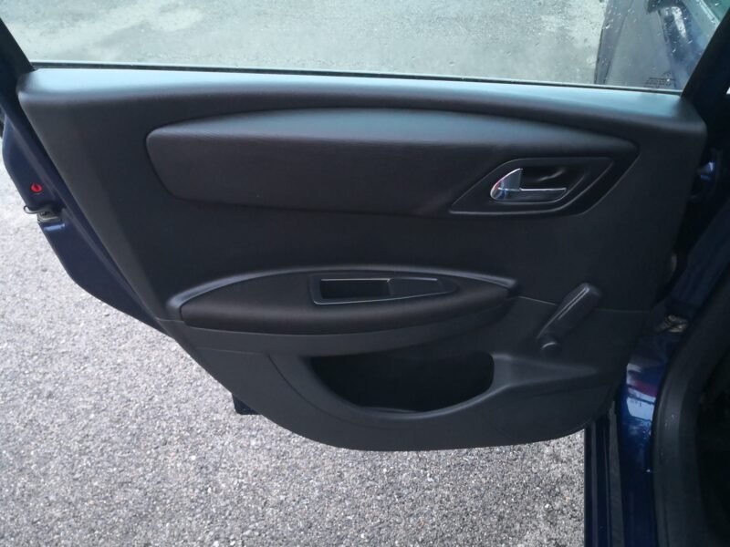 CITROEN C4 1.4i 16v Lx