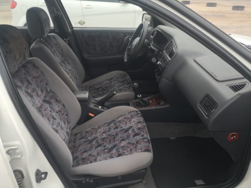 NISSAN Primera 1.6 Conford 5p