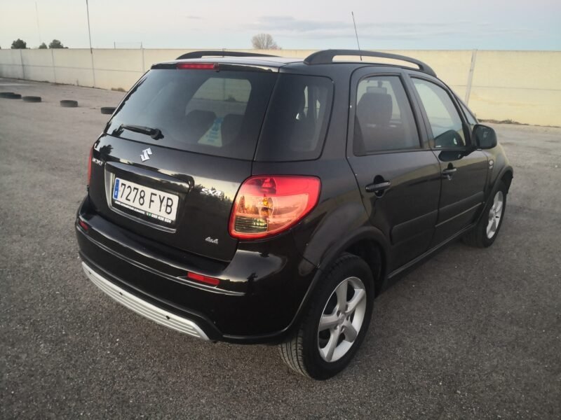 SUZUKI Sx4 4×4 1.9 GLX