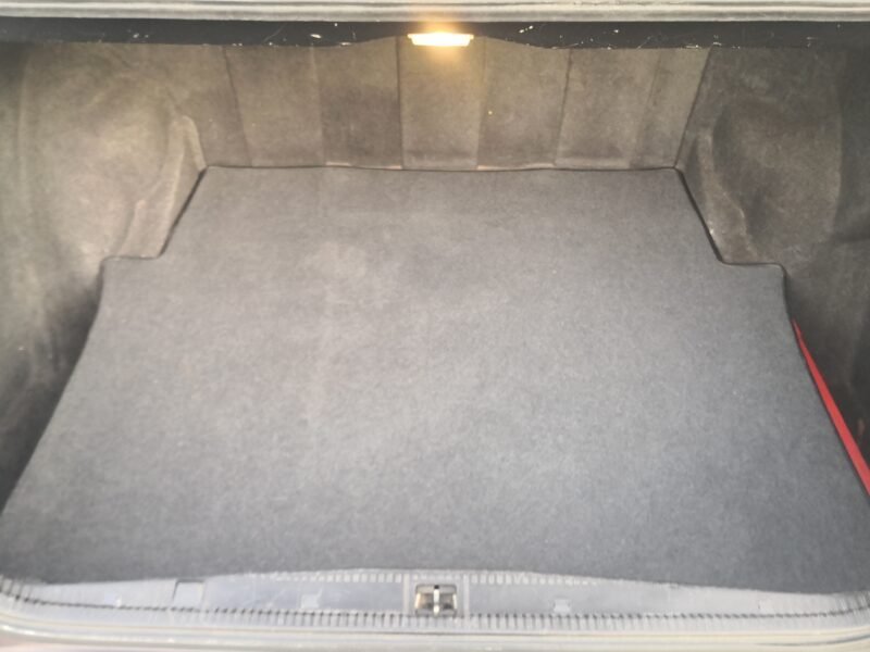 MERCEDES-BENZ 300D 2.5D