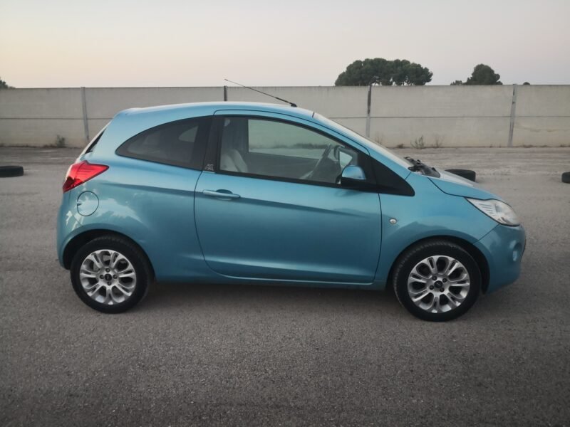 FORD KA 1.2 Titanium