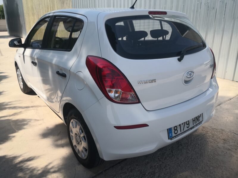 HYUNDAI i20 1.2