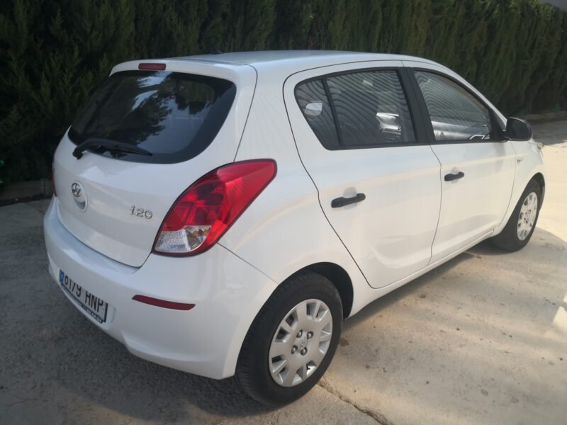 HYUNDAI i20 1.2