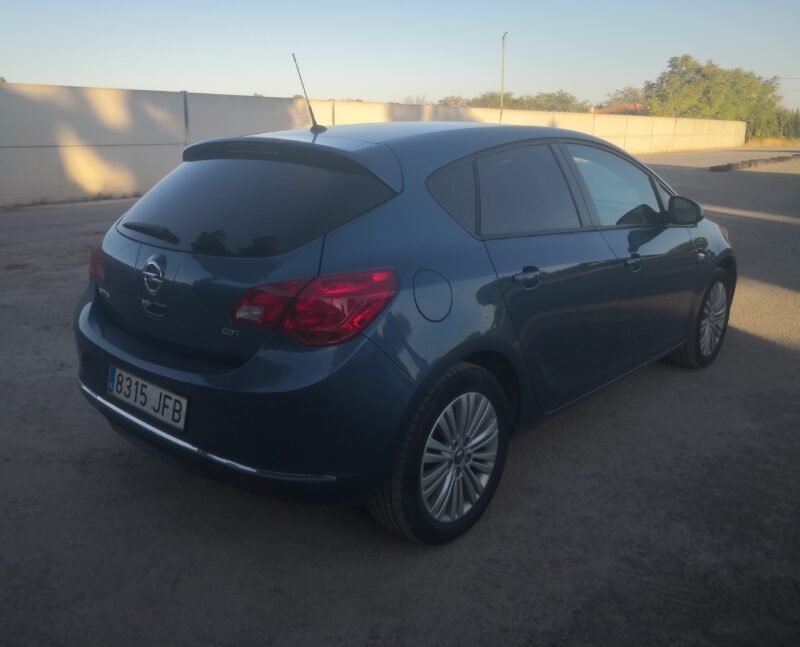 OPEL Astra 1.6Cdti