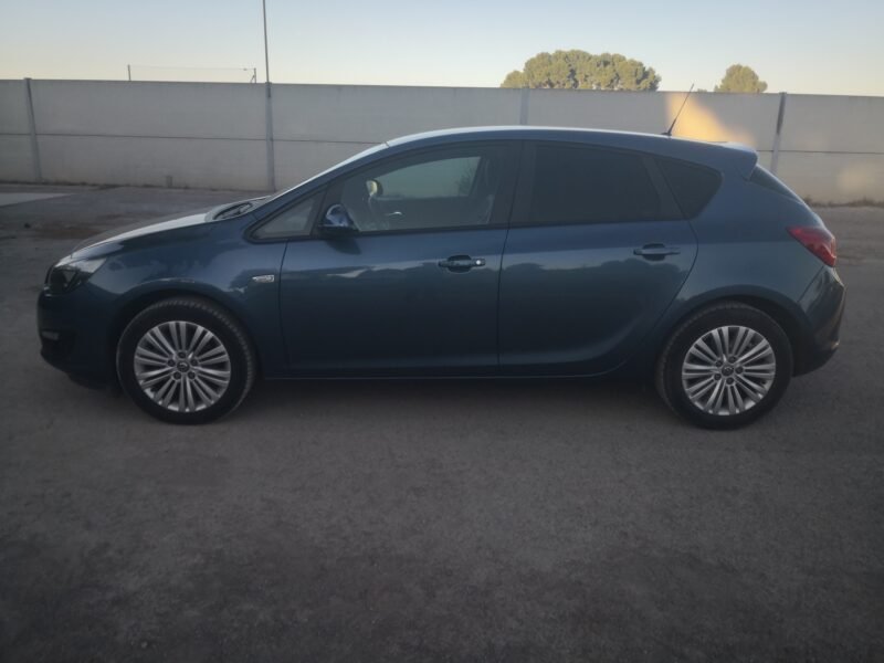 OPEL Astra 1.6Cdti
