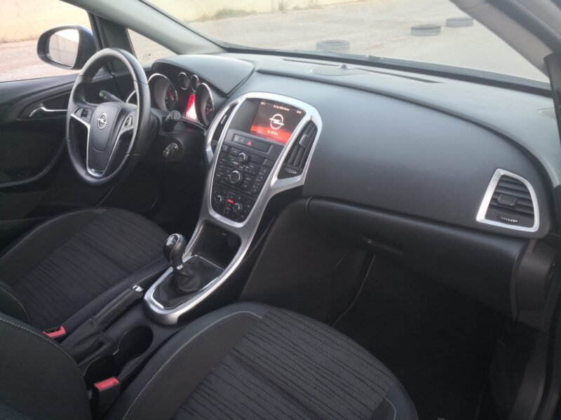 OPEL Astra 1.6Cdti