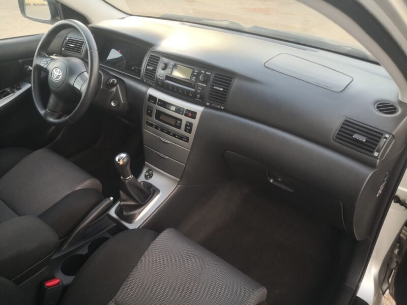 TOYOTA Corolla 2.0 D4D