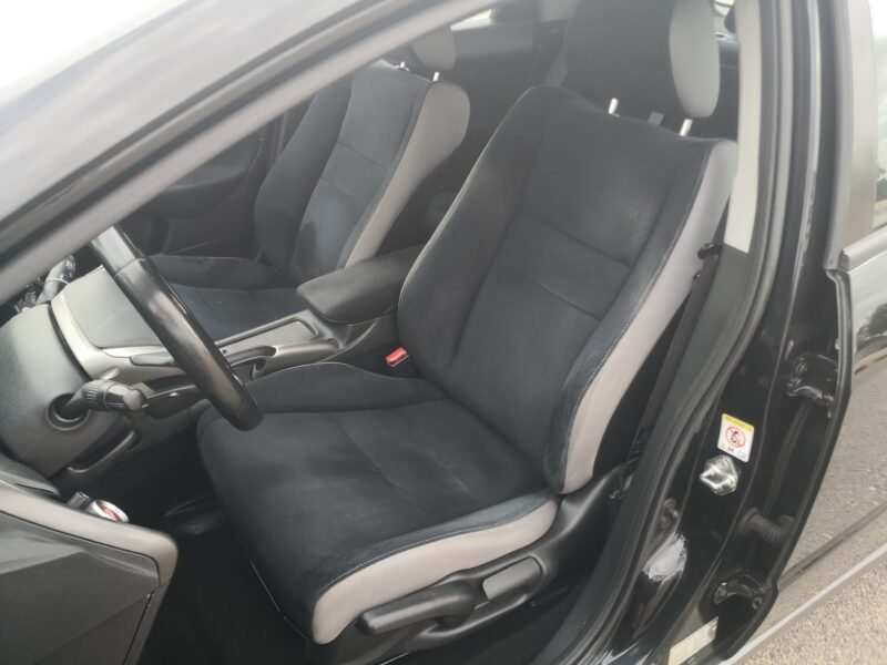 HONDA Civic 1.8 Sport