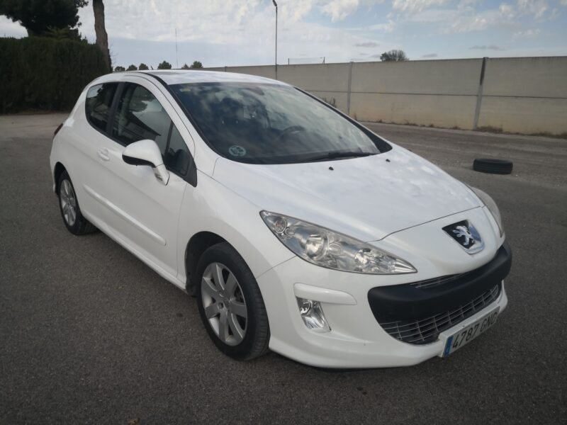PEUGEOT 308 Sport 1.6Hdi
