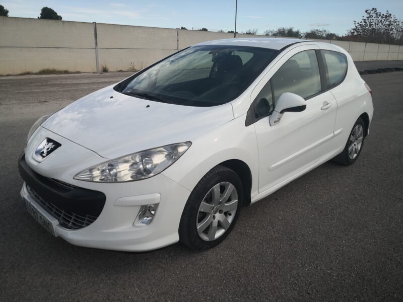 PEUGEOT 308 Sport 1.6Hdi