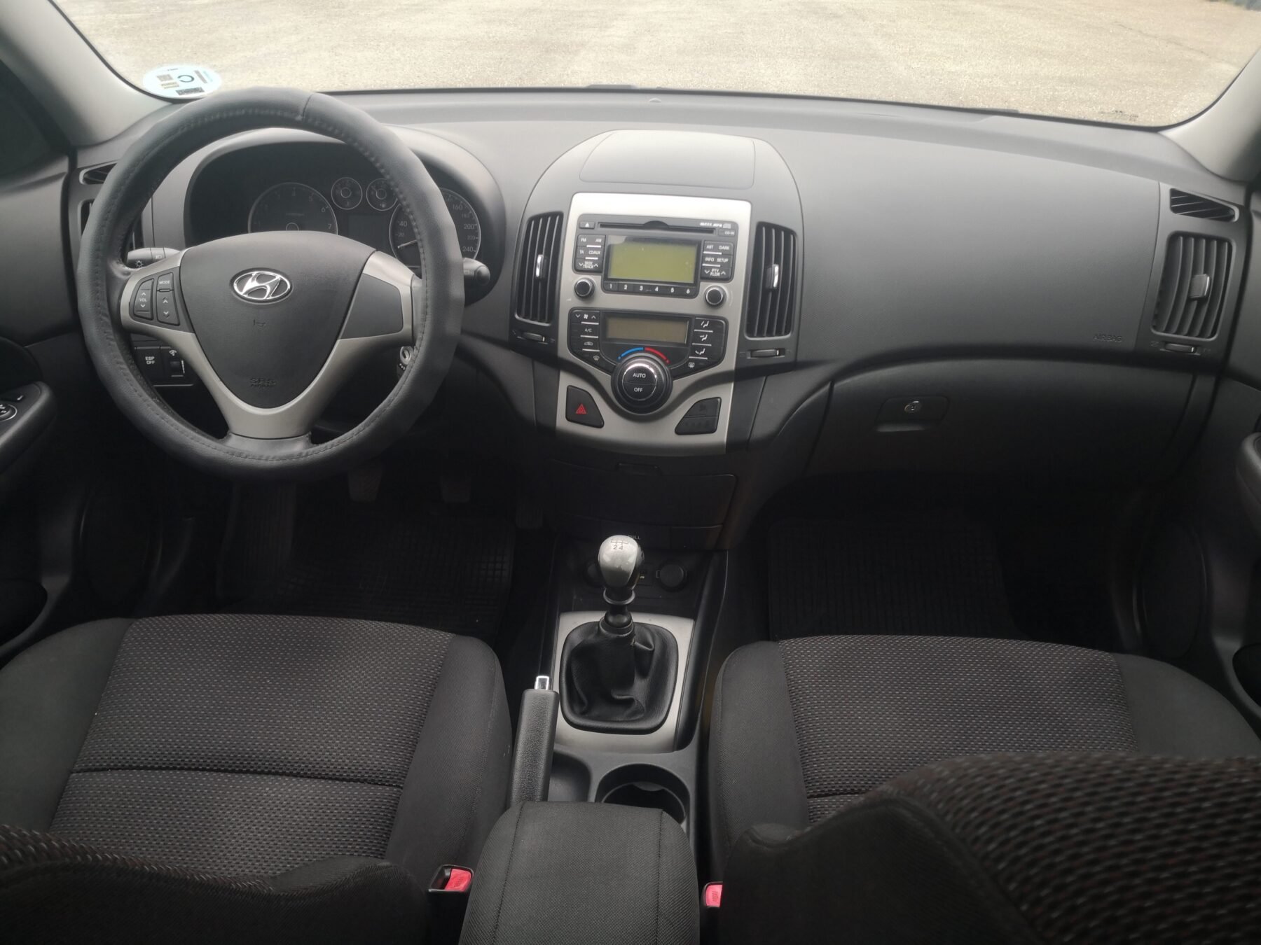 HYUNDAI i30 1.4