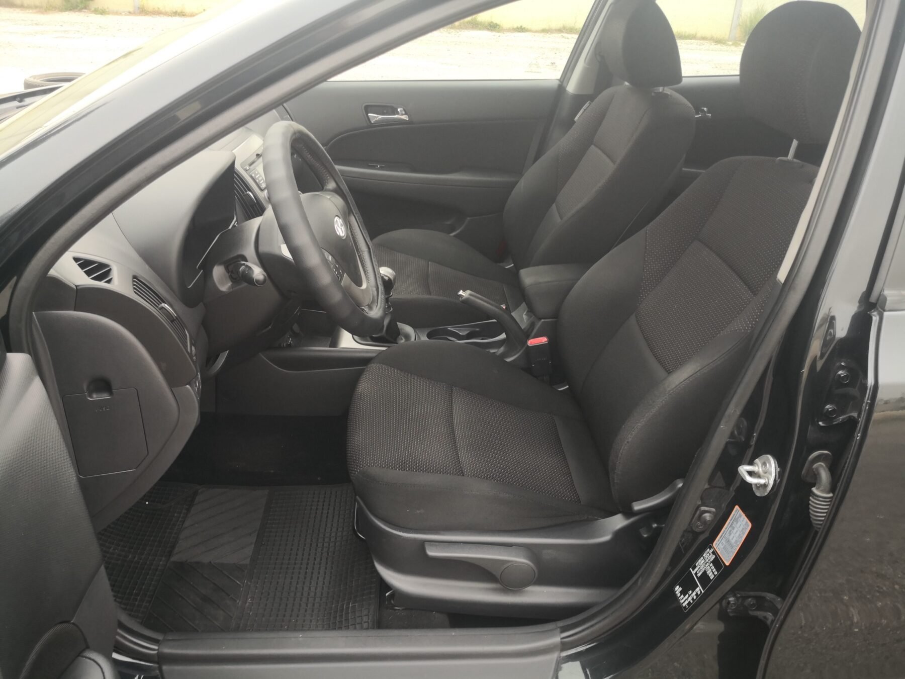 HYUNDAI i30 1.4