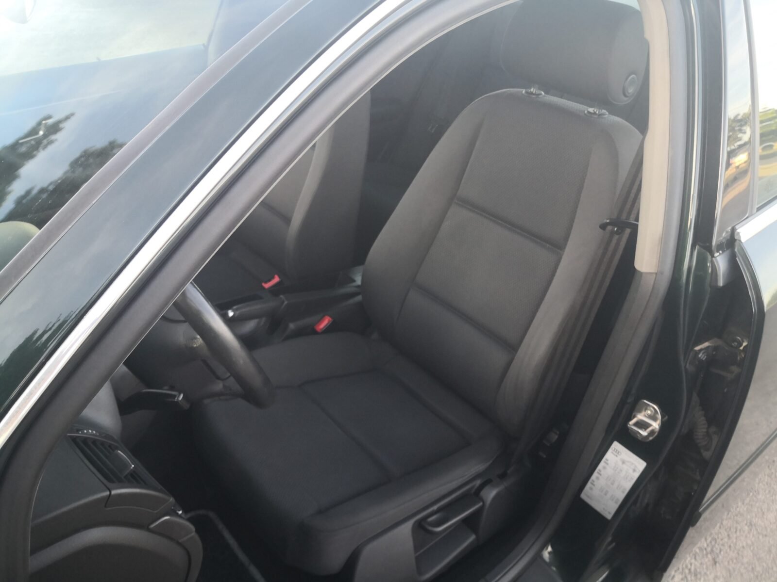 AUDI A4 2.0