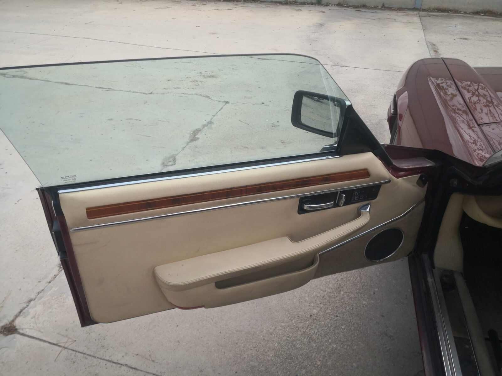 JAGUAR Xjs 6.0 V12