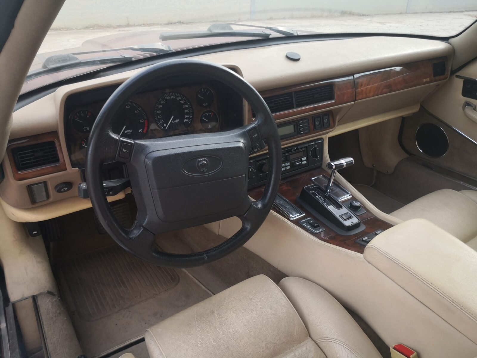 JAGUAR Xjs 6.0 V12